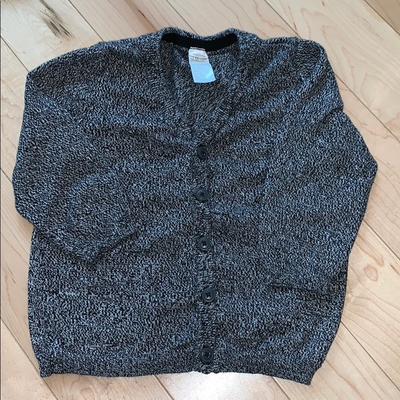 H&M Other - H&M sweater 🥰